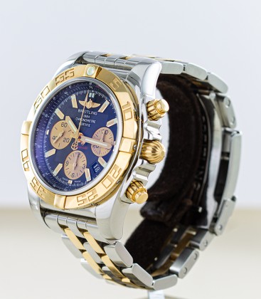 Breitling Chronomat 44 mm