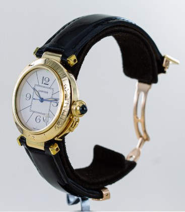 Cartier Pasha 18K
